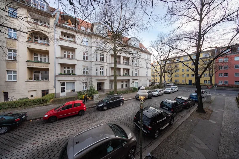 Handwerkliches Geschick erforderlich - Altbau in Tempelhof — photo 1